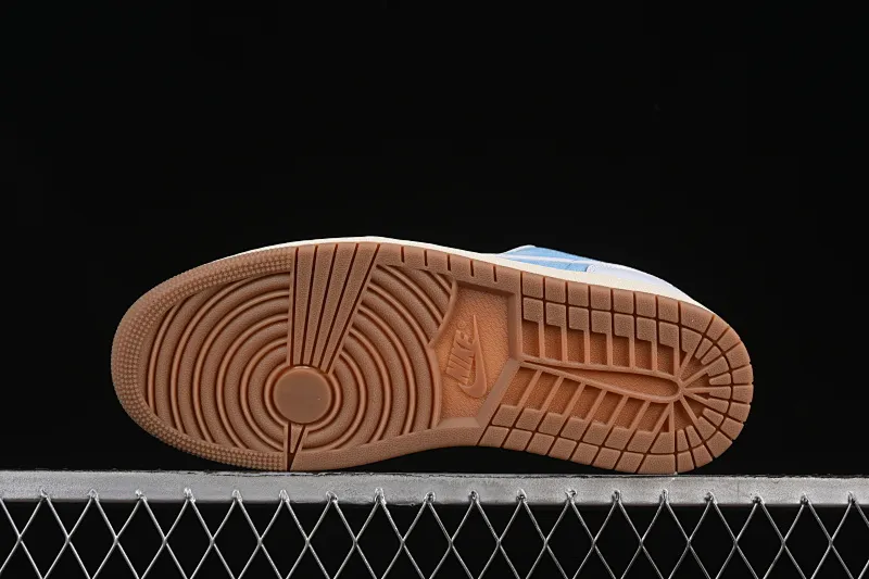 All categories Air Jordan Jordan series basketball shoes Air Jordan 1 Low Air Jordan 1 Low "Worn Blue" AJ1 Jordan 1 denim low-top cultural and casual sneakers HQ2004-400